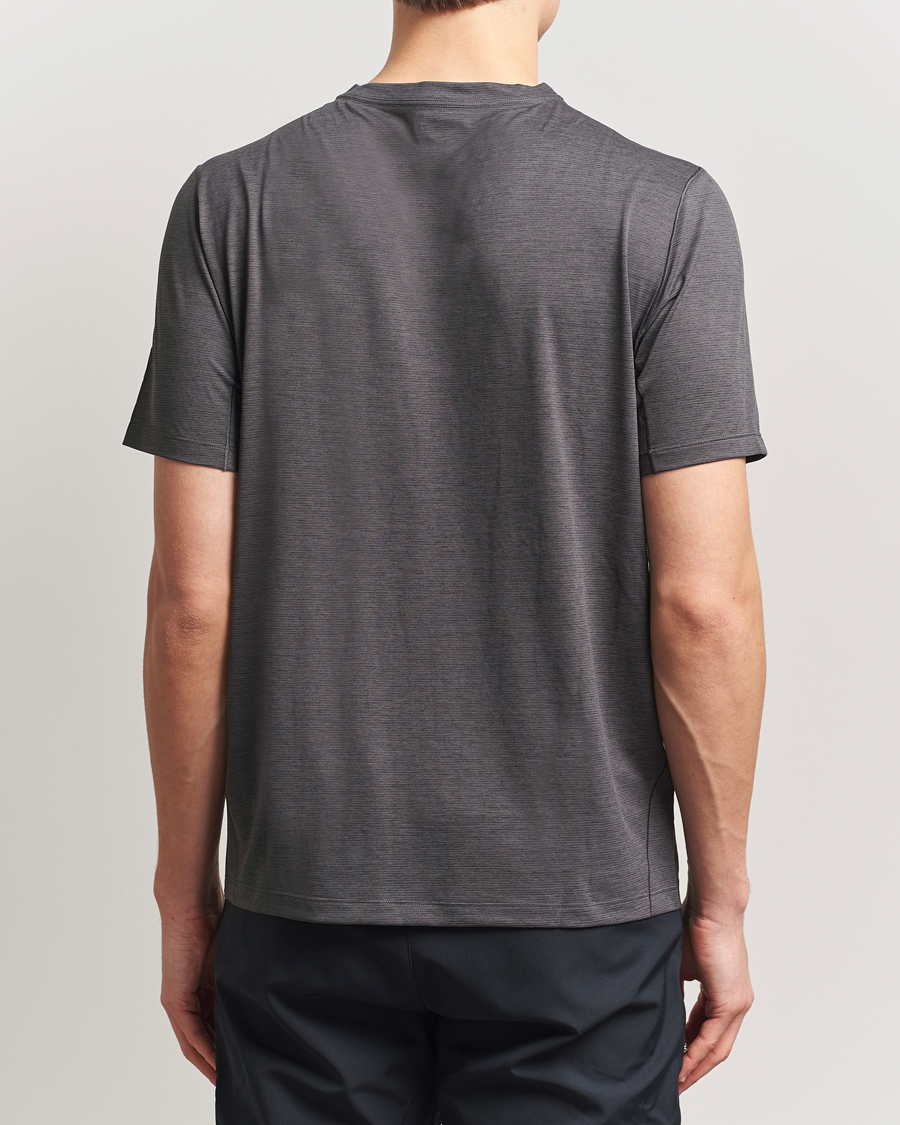 Mies | T-paidat | Arc'teryx | Cormac Crew Neck T-Shirt Black Heather