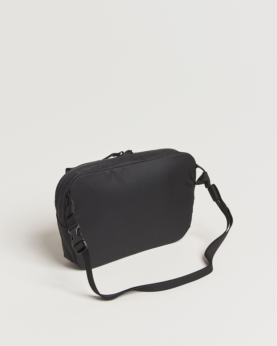 Mies | Arc'teryx Heliad Crossbody Bag Black | Arc'teryx | Heliad Crossbody Bag Black