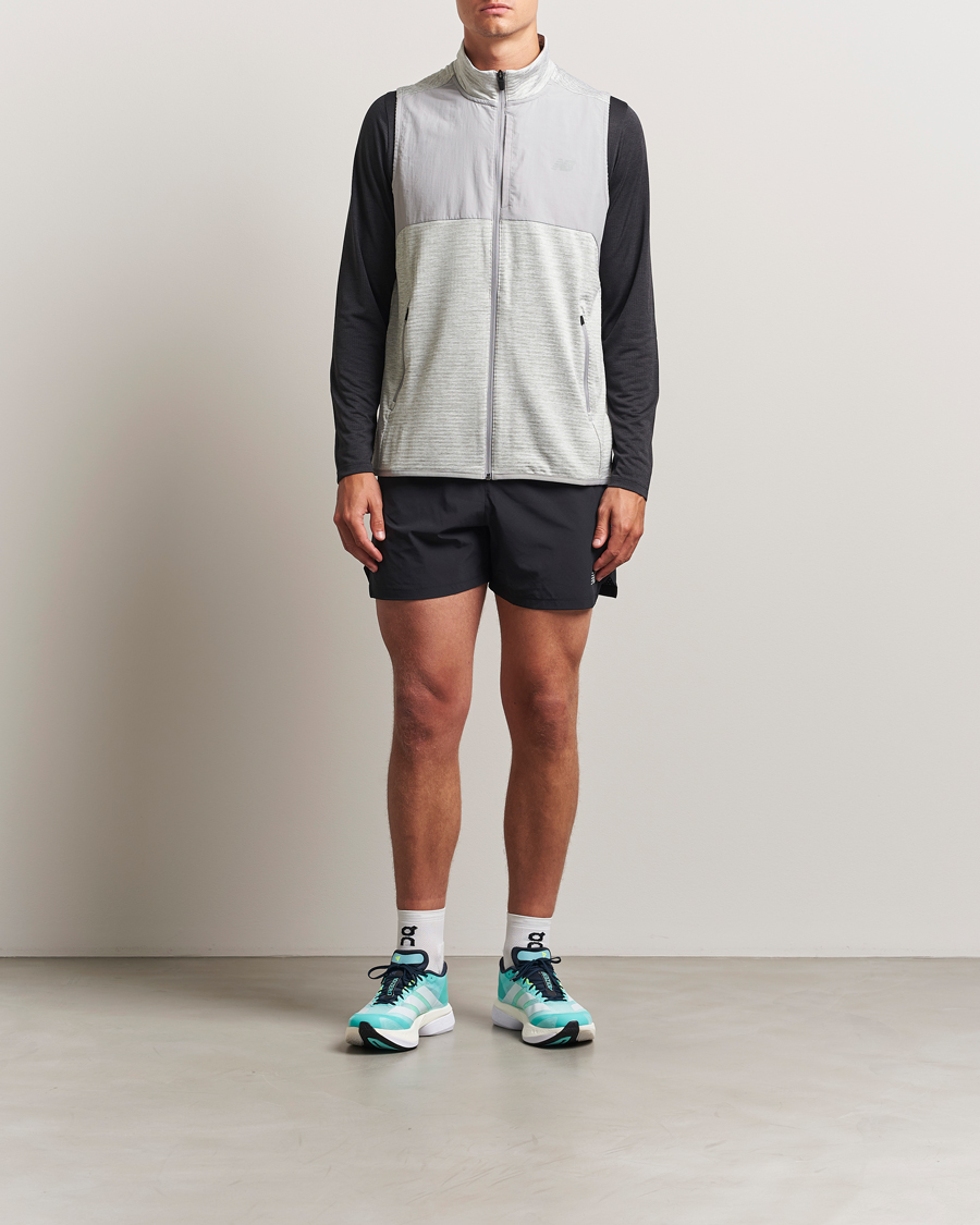 Mies | Puserot | New Balance Running | New Balance Heat Grid Vest Grey
