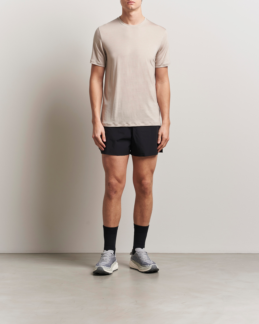 Mies | T-paidat | Houdini | Tree Tencel T-Shirt Sandstorm