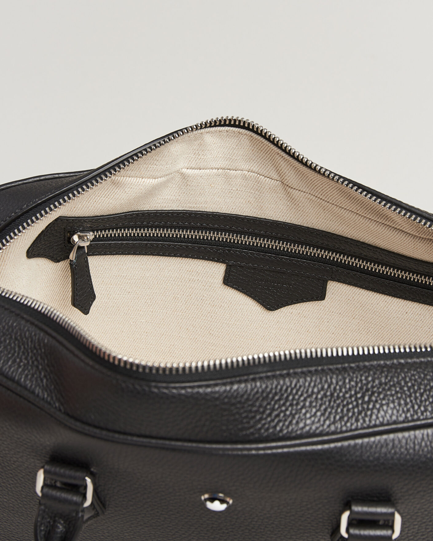 Mies | Montblanc Soft Grain Document Case Black | Montblanc | Soft Grain Document Case Black