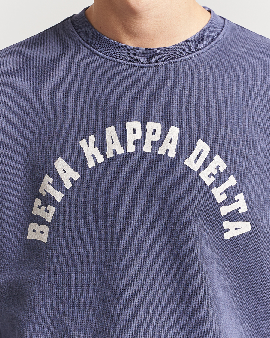 Mies | Puserot | GANT 240 Mulberry Street | Graphic Crew Neck Sweatshirt Dusty Blue Sea