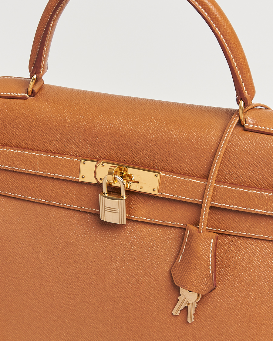 Mies | Hermès Pre-Owned Kelly 35 Courchevel Handbag Gold | Hermès Pre-Owned | Kelly 35 Courchevel Handbag Gold