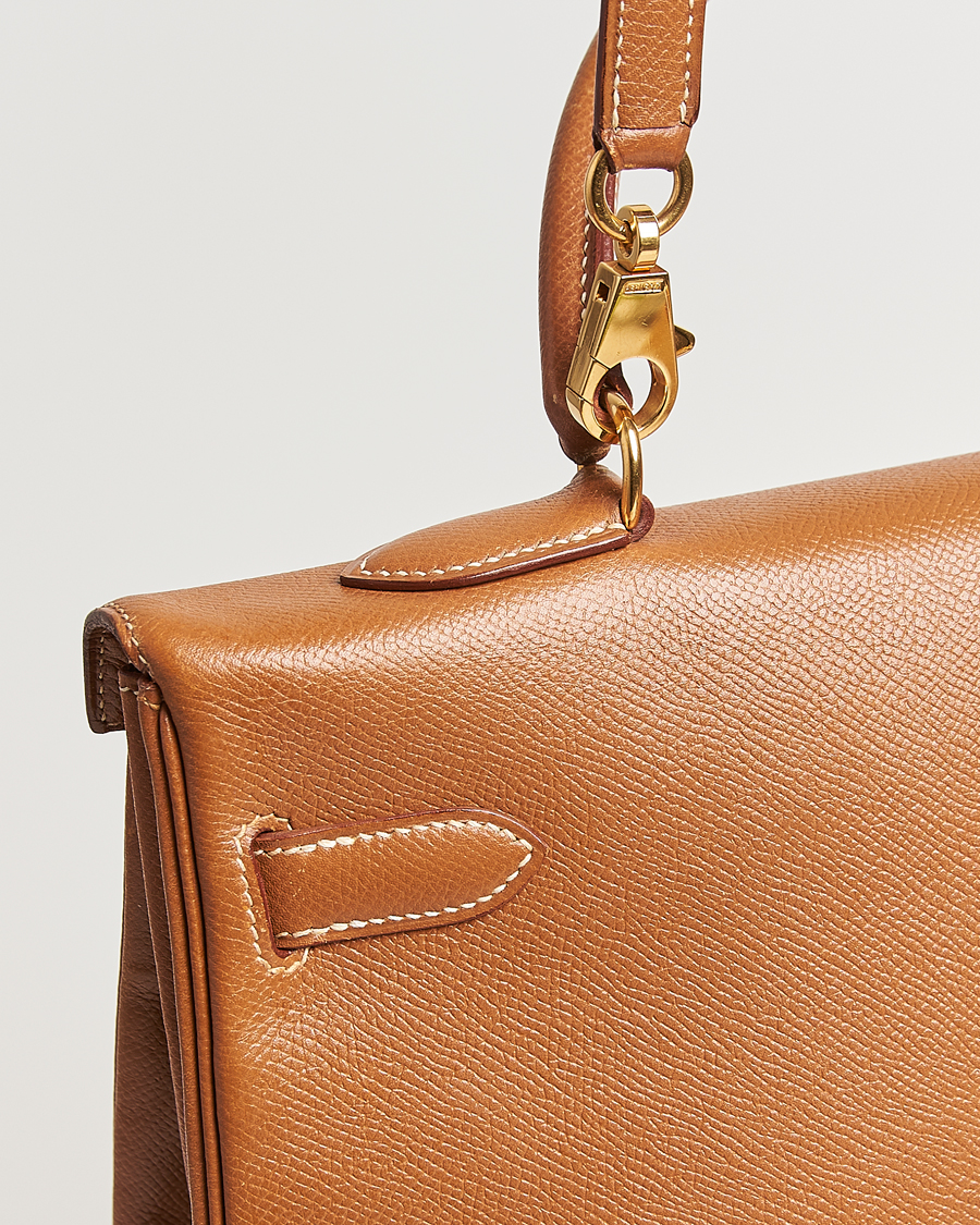 Mies | Hermès Pre-Owned Kelly 35 Courchevel Handbag Gold | Hermès Pre-Owned | Kelly 35 Courchevel Handbag Gold