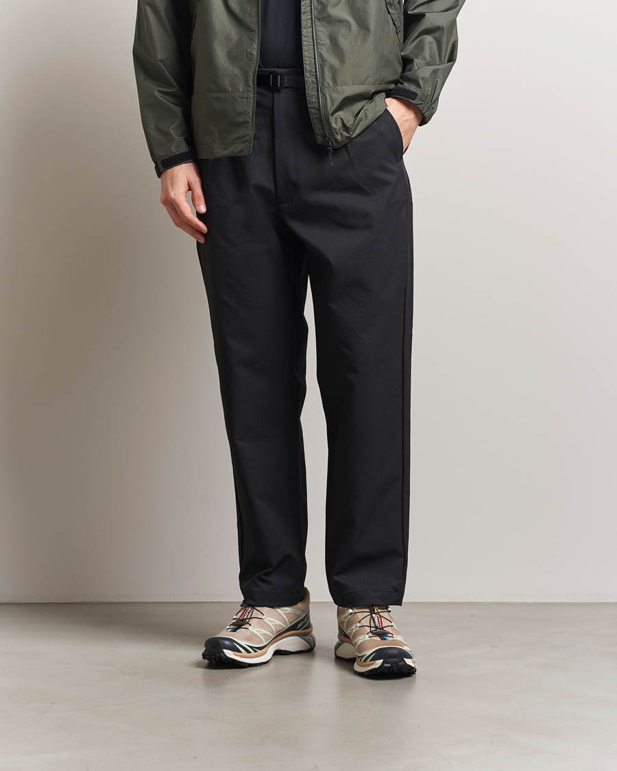Mies | Housut | Goldwin | One Tuck Tapered Stretch Pants Black