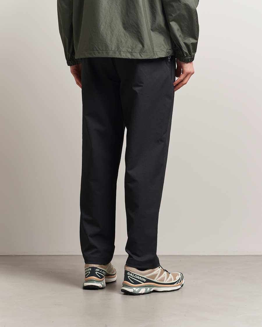 Mies | Housut | Goldwin | One Tuck Tapered Stretch Pants Black