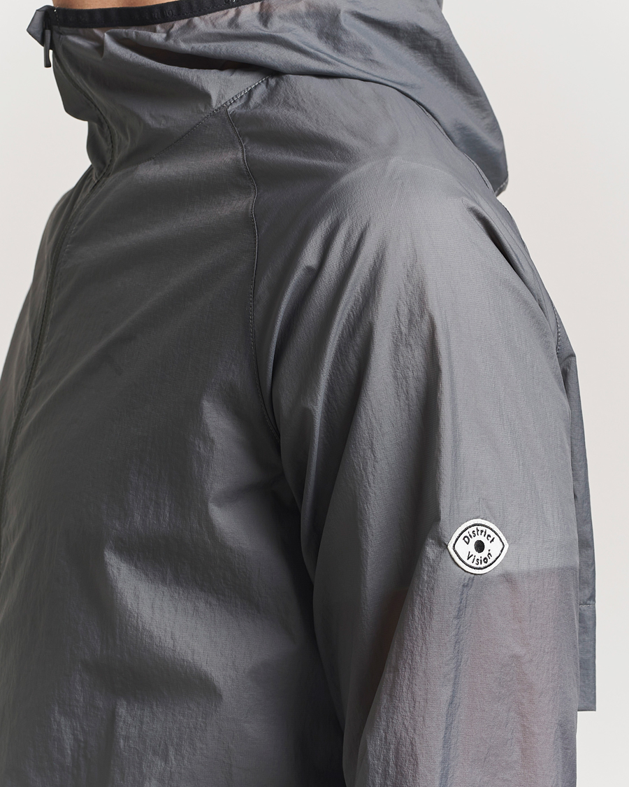 Mies | Takit | District Vision | Ultralight Water Repellent Jacket Charcoal
