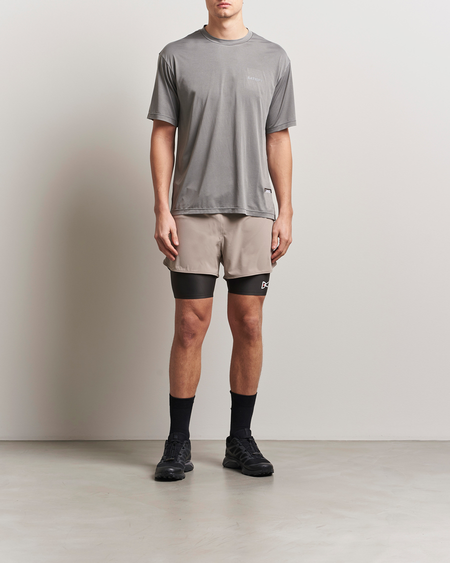 Mies | Shortsit | District Vision | Layered Pocket Trail Shorts Khaki