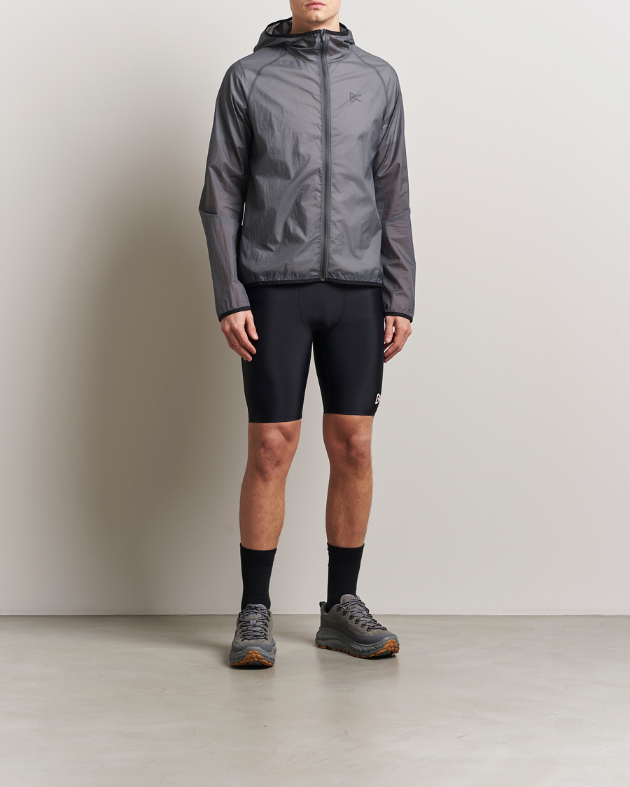 Mies | Shortsit | District Vision | 9 Inch Recycled Half Tights Black