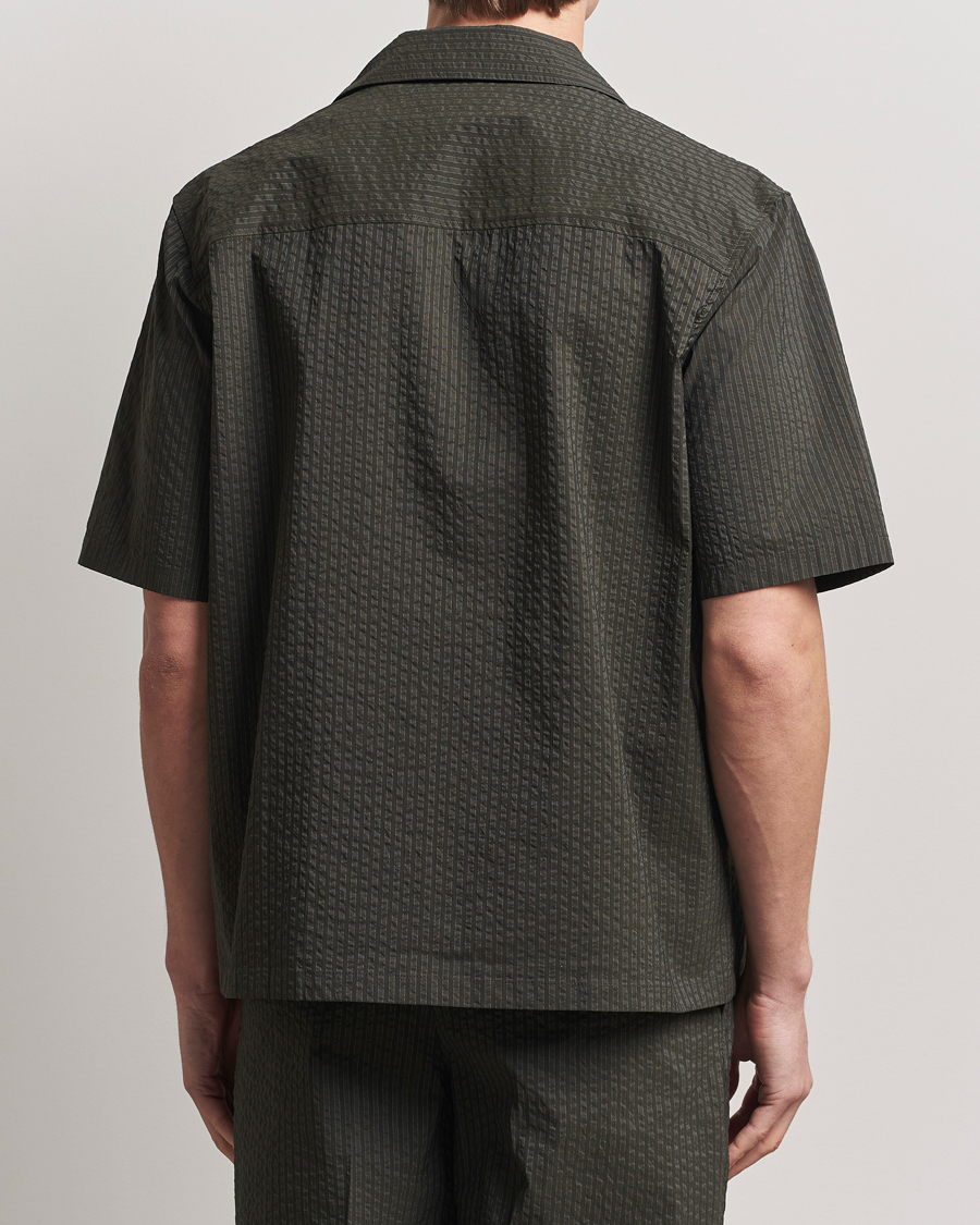 Mies | Kauluspaidat | Maison Kitsuné | Resort Seersucker Short Sleeve Shirt Ranger Green
