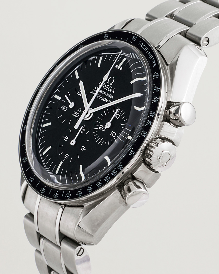 Mies | Omega Pre-Owned Speedmaster Professional Moonwatch | Omega Pre-Owned | Speedmaster Professional Moonwatch