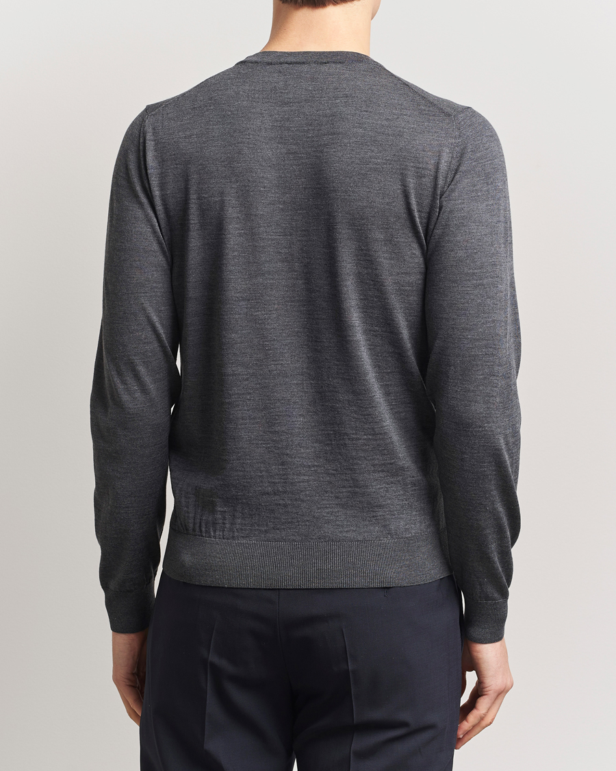 Mies | Puserot | Piacenza Cashmere | Merino Wool Crew Neck Sweater Charcoal