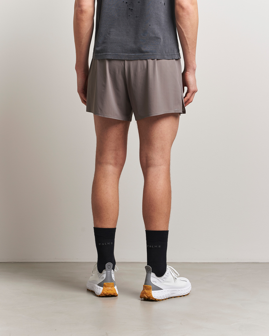 Mies | Shortsit | Satisfy | Space-O 5 Inch Shorts Taupe
