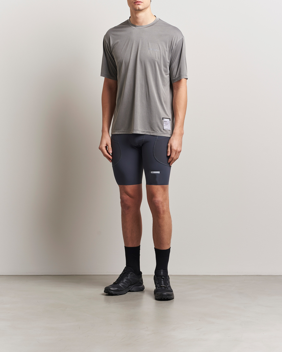 Mies | Shortsit | Satisfy | PowerSilk 9 Half Tights Grey