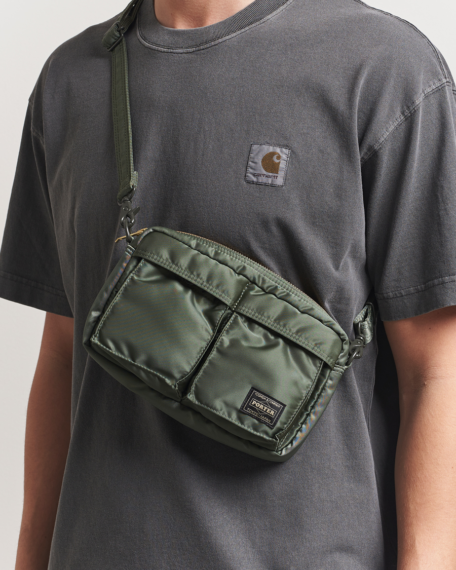 Mies | Laukut | Porter-Yoshida & Co. | Tanker Sling Bag Sage Green