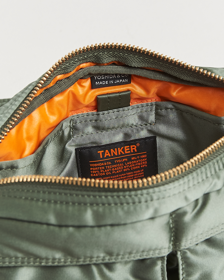 Mies | Laukut | Porter-Yoshida & Co. | Tanker Sling Bag Sage Green