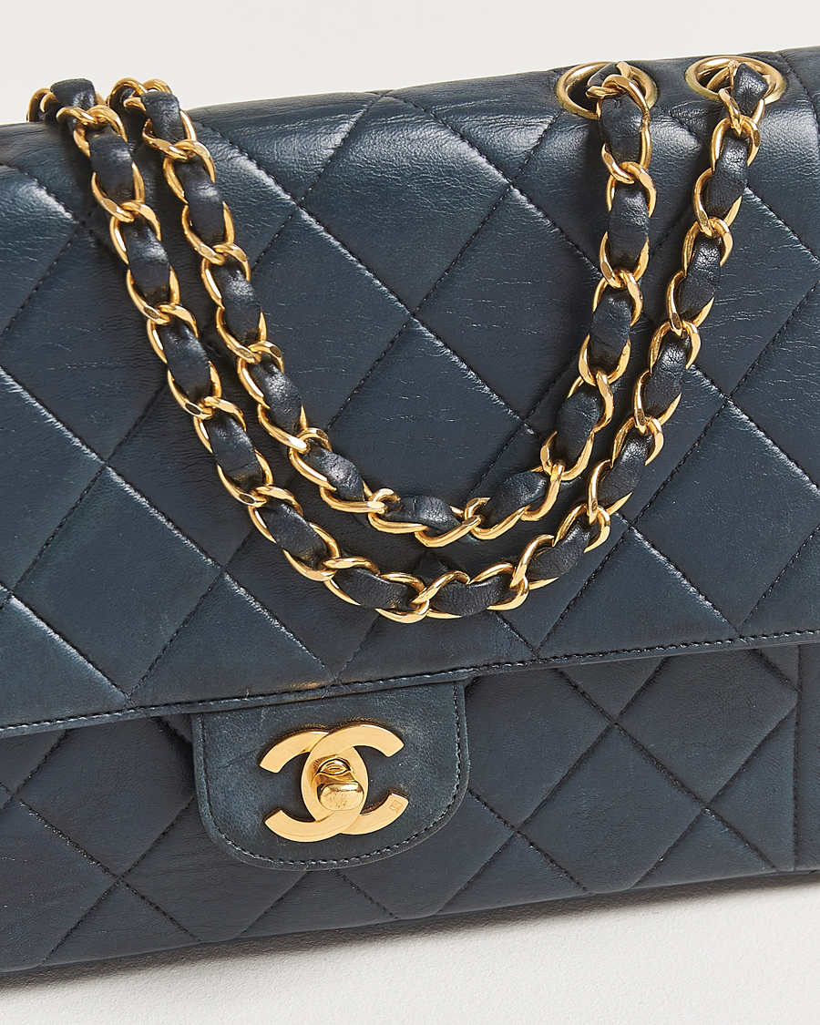 Mies | Chanel Pre-Owned Classic Medium Single Flap Bag Lambskin Navy | Chanel Pre-Owned | Classic Medium Single Flap Bag Lambskin Navy