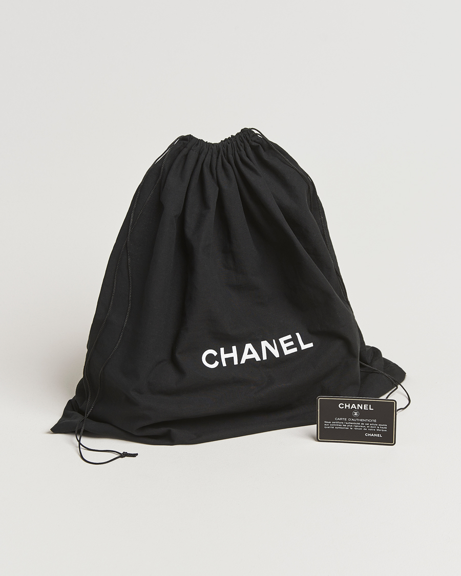 Mies | Chanel Pre-Owned Classic Medium Double Flap Bag Lambskin Black | Chanel Pre-Owned | Classic Medium Double Flap Bag Lambskin Black