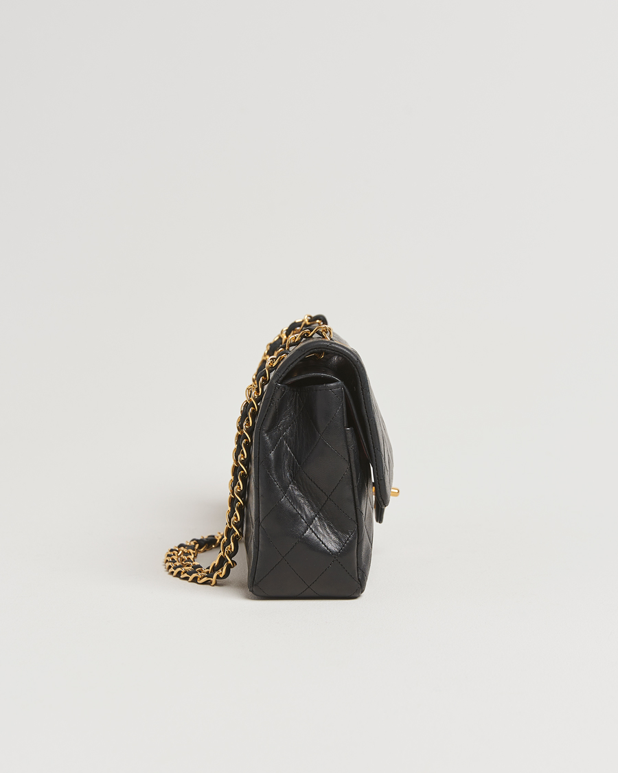 Mies | Chanel Pre-Owned Classic Medium Double Flap Bag Lambskin Black | Chanel Pre-Owned | Classic Medium Double Flap Bag Lambskin Black