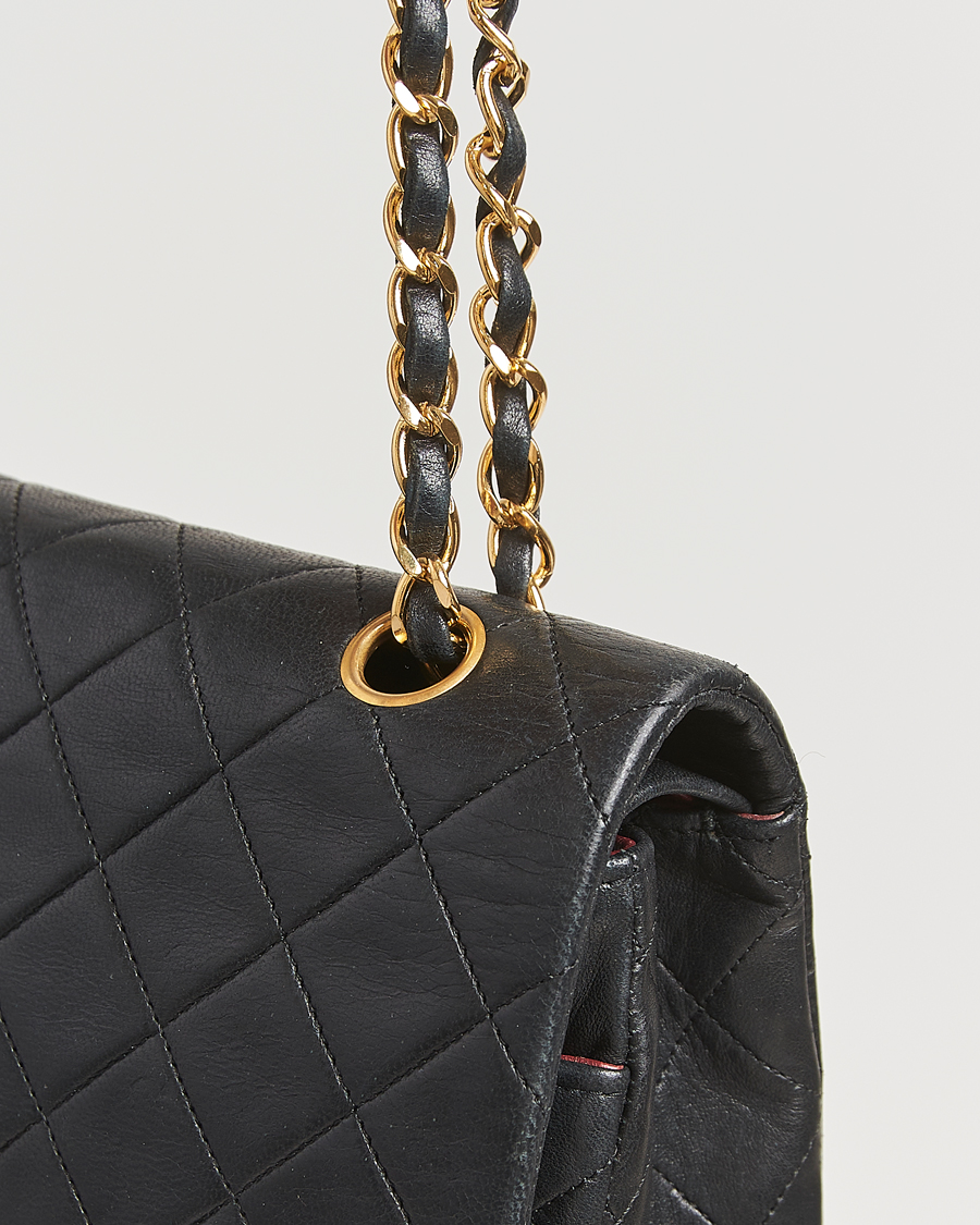 Mies | Chanel Pre-Owned Classic Medium Double Flap Bag Lambskin Black | Chanel Pre-Owned | Classic Medium Double Flap Bag Lambskin Black
