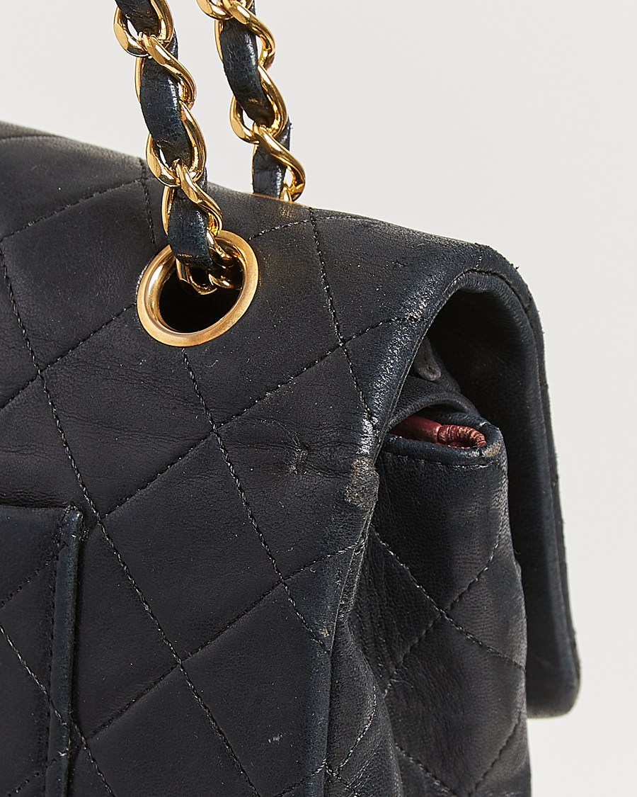 Mies | Chanel Pre-Owned Classic Medium Double Flap Bag Lambskin Black | Chanel Pre-Owned | Classic Medium Double Flap Bag Lambskin Black