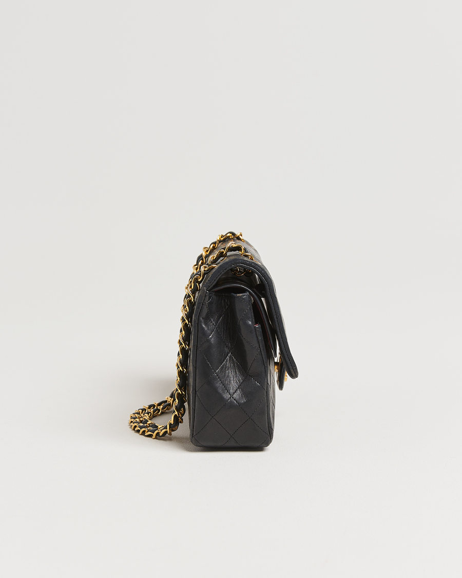 Mies | Chanel Pre-Owned Classic Medium Double Flap Bag Lambskin Black | Chanel Pre-Owned | Classic Medium Double Flap Bag Lambskin Black