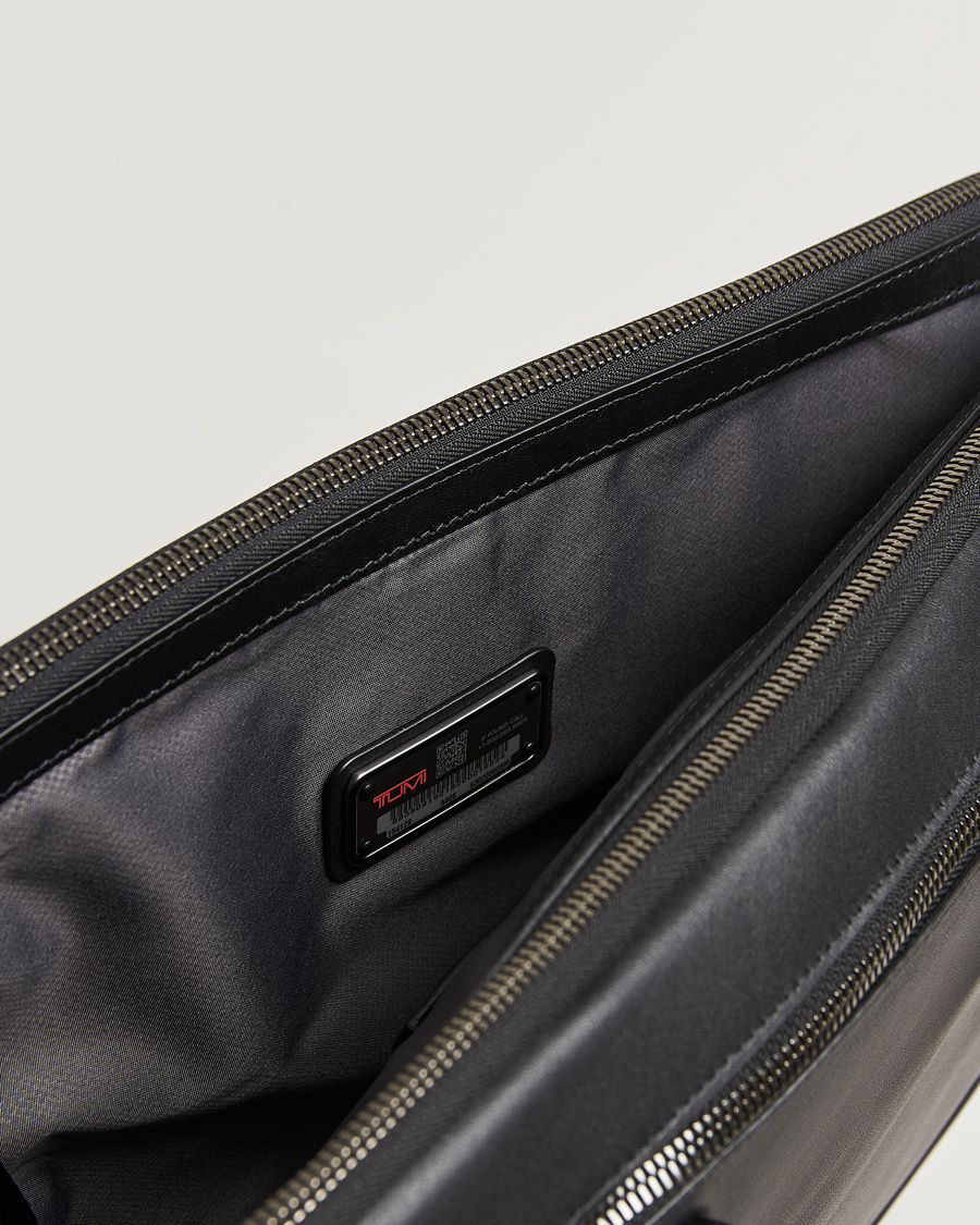 Mies | Laukut | TUMI | Harrison Sycamore Slim Leather Brief Black