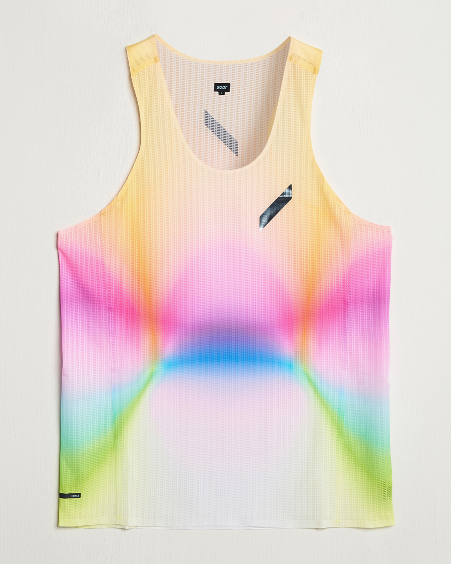 Mies | T-paidat | SOAR Running | Race Vest Summer Rainbow