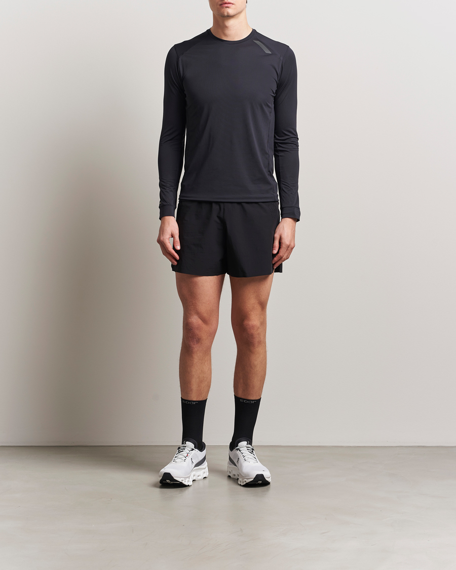 Mies | Shortsit | SOAR Running | Run Short Black
