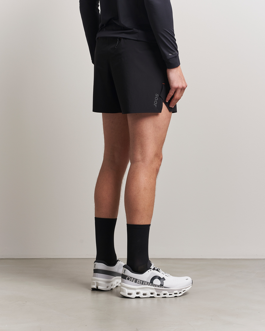 Mies | Shortsit | SOAR Running | Run Short Black