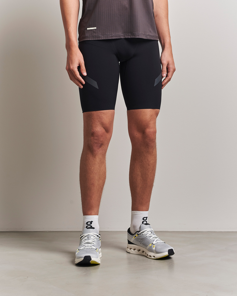 Mies | Shortsit | SOAR Running | Half Tight Black
