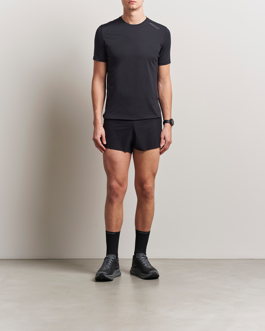 Mies | Shortsit | SOAR Running | Marathon Short Black