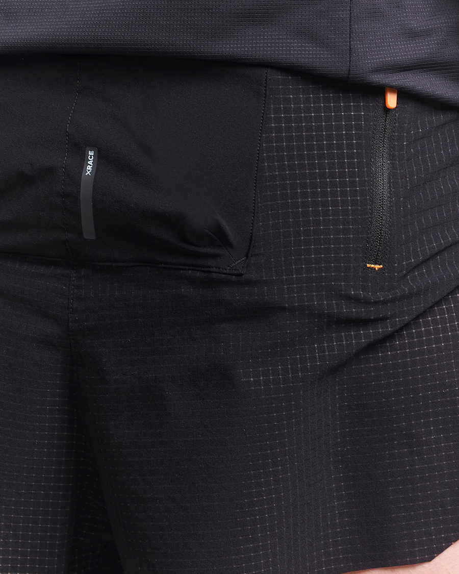 Mies | Shortsit | SOAR Running | Marathon Short Black