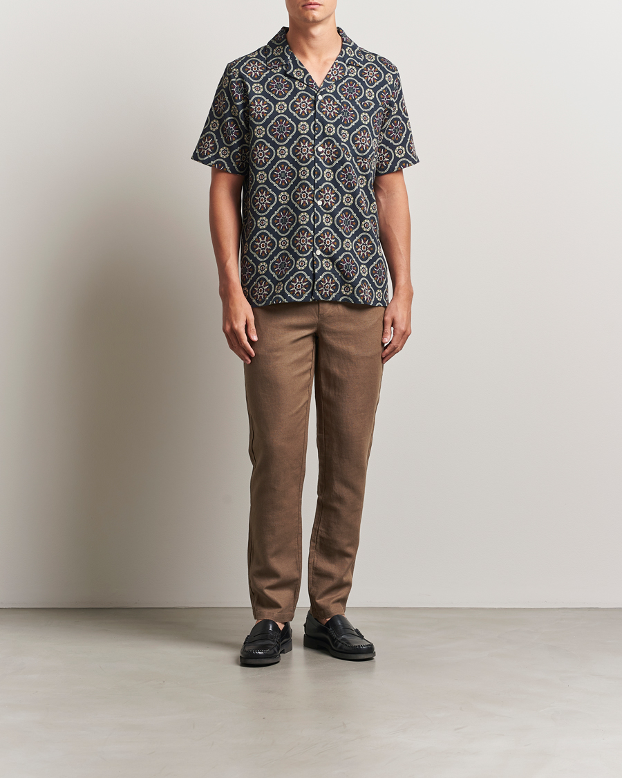 Mies | Kauluspaidat | LES DEUX | Lucas AOP Tapestry Shirt Dark Navy