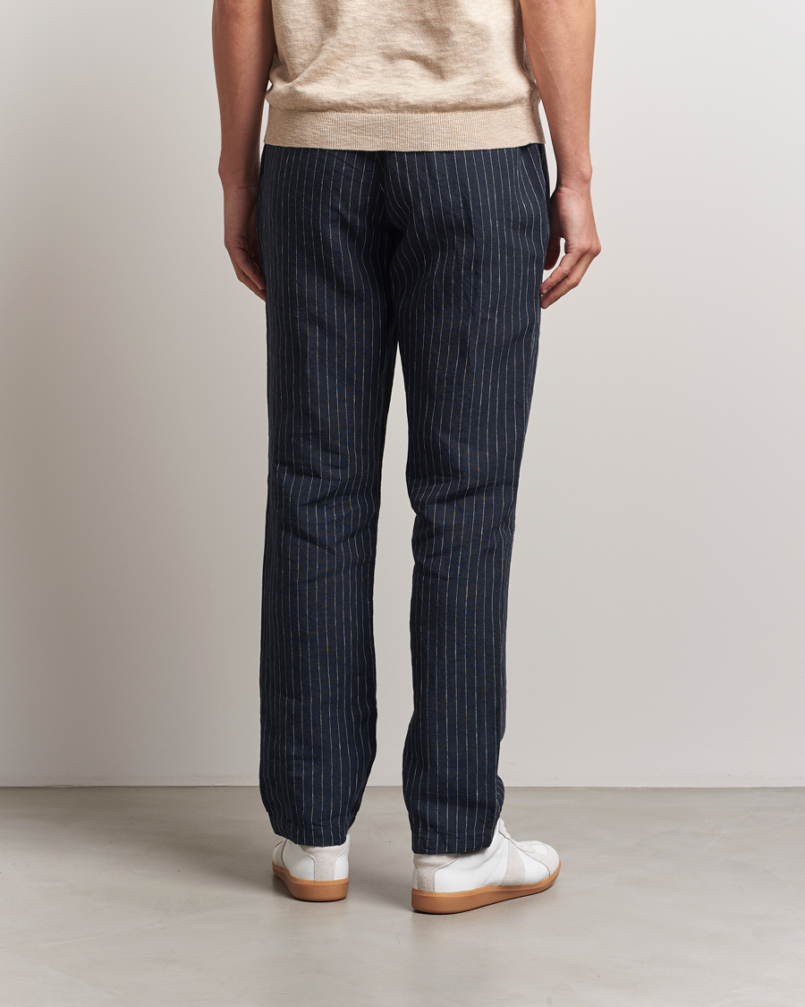 Mies | Housut | GANT | Relaxed Fit Linen Pinstriped Trousers Darkened Navy