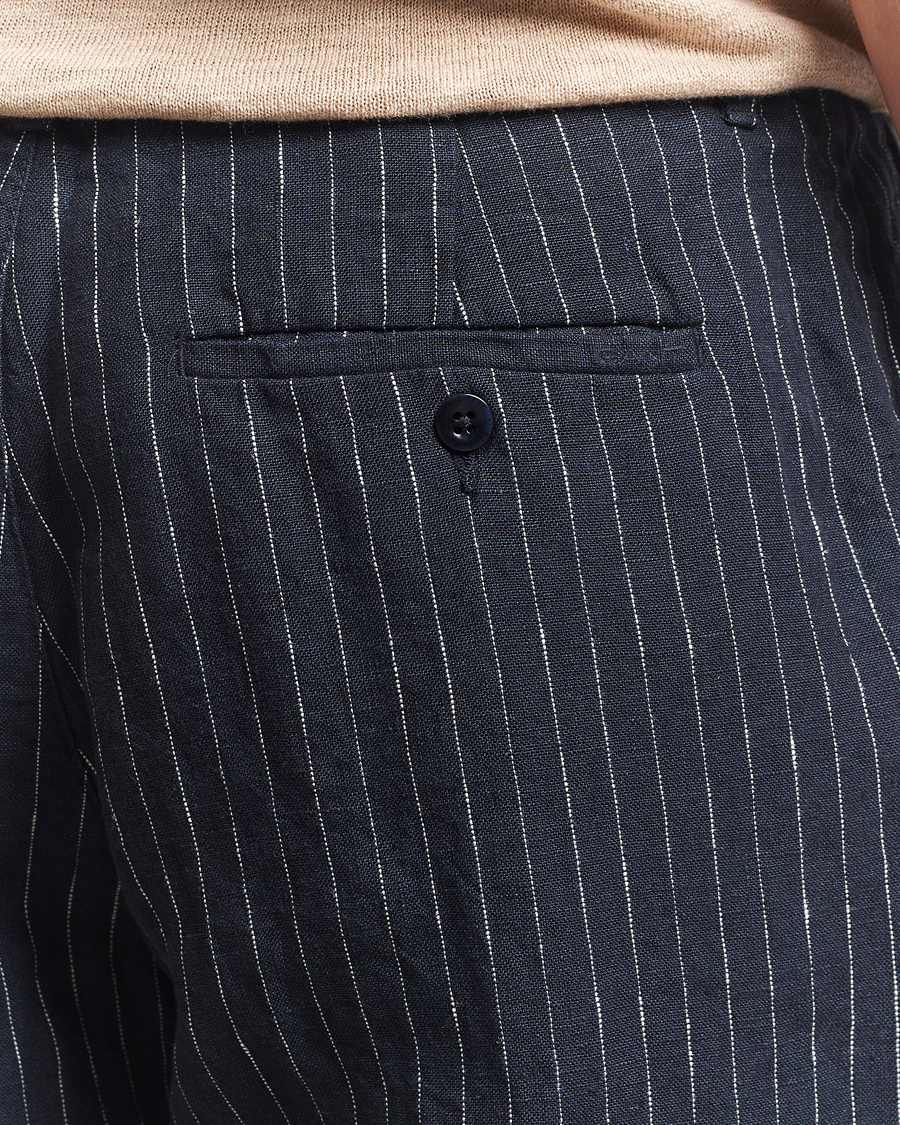 Mies | Housut | GANT | Relaxed Fit Linen Pinstriped Trousers Darkened Navy