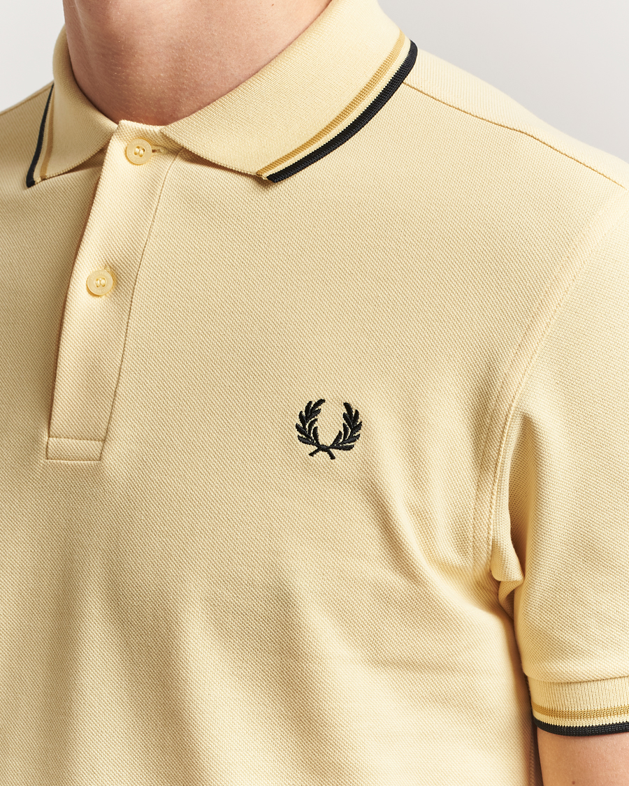 Mies | Pikeet | Fred Perry | Twin Tipped Polo Shirt Yellow