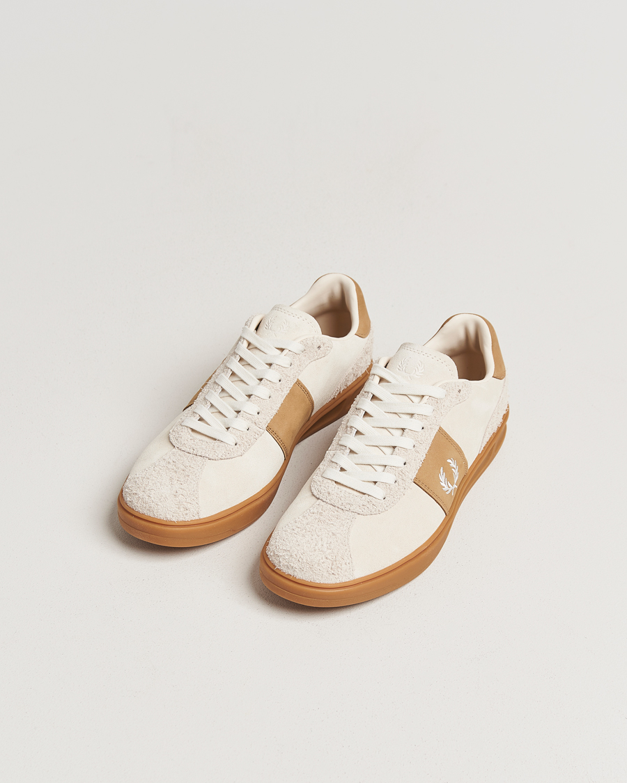 Mies | Tennarit | Fred Perry | B4 Suede Sneaker Ecru/Snow White
