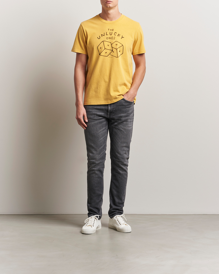 Mies | T-paidat | Nudie Jeans | Roy Unlucky T-Shirt Yellow