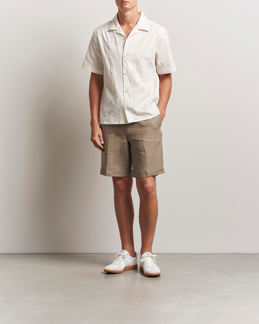 Mies | Shortsit | J.Lindeberg | Brady Drape Linen Shorts Nutmeg