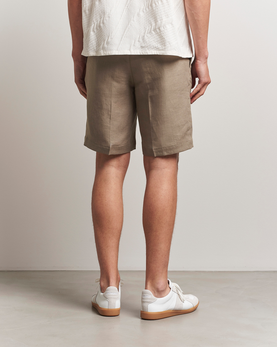 Mies | Shortsit | J.Lindeberg | Brady Drape Linen Shorts Nutmeg