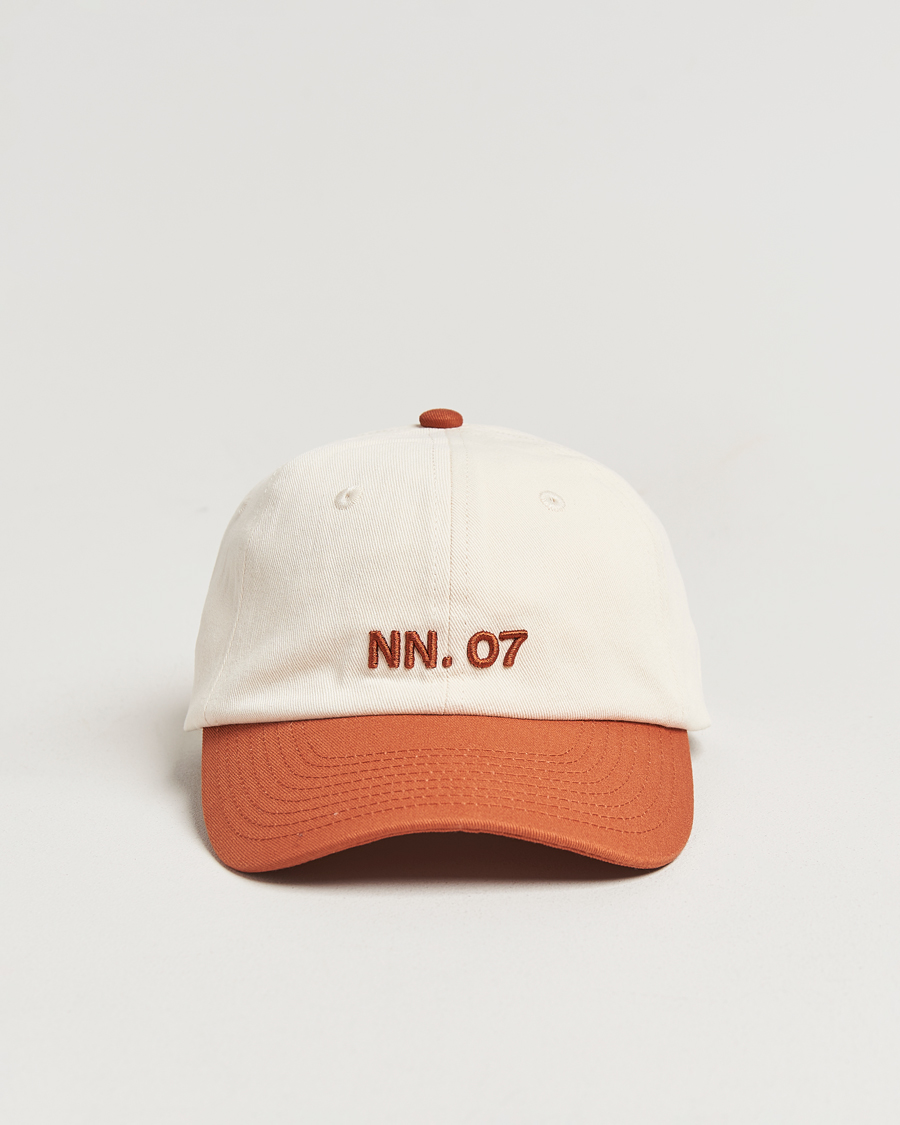 Mies | NN07 Logo Cap Caramel/Off White | NN07 | Logo Cap Caramel/Off White