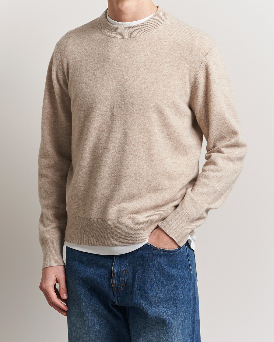 Mies | Puserot | A Day's March | Marlow Cashmere Blend Sweater Sand