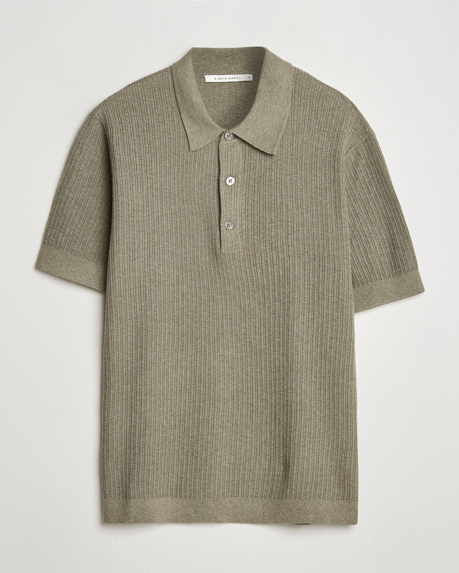 Mies | Puserot | A Day's March | Aspen Structure Short Sleeve Polo Safari Green