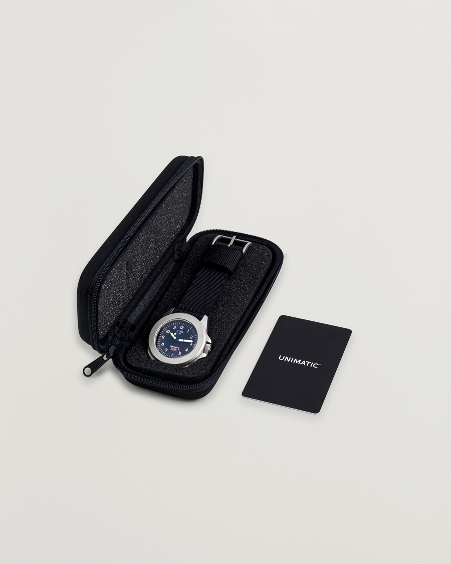 Mies | UNIMATIC UT4 GMT Toolwatch Black | UNIMATIC | UT4 GMT Toolwatch Black