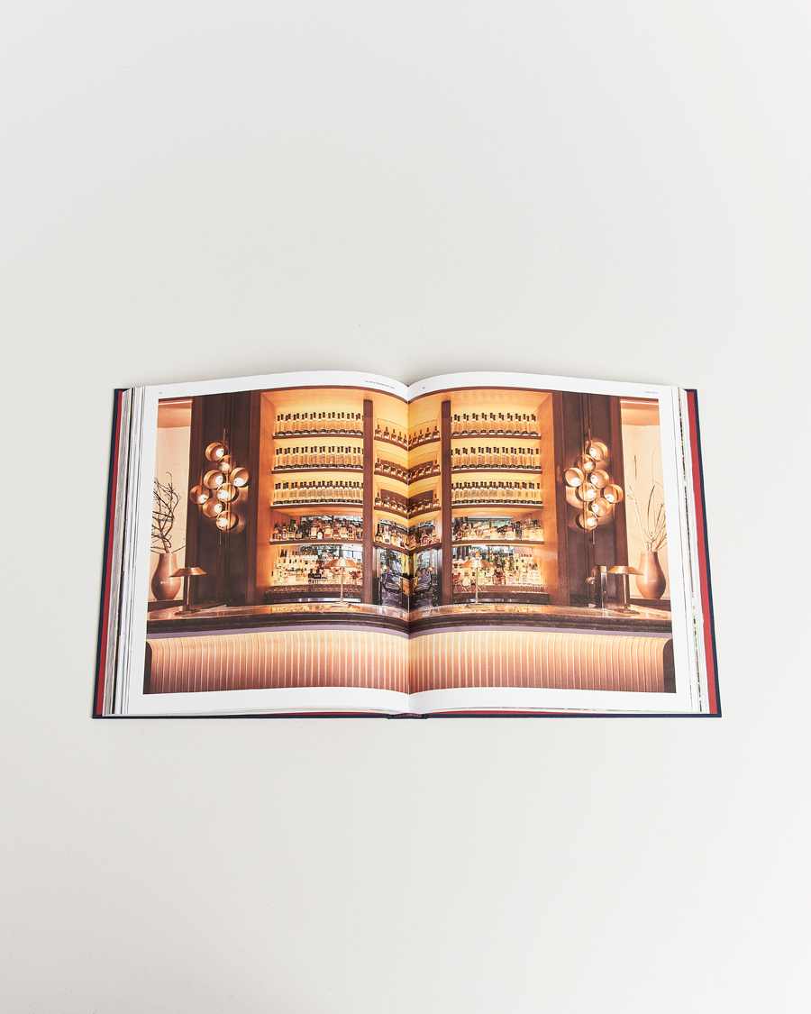 Mies | Kirjat | New Mags | Spaces for Contemporary Living