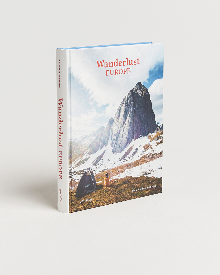 Mies | Kirjat | New Mags | Wanderlust Europe