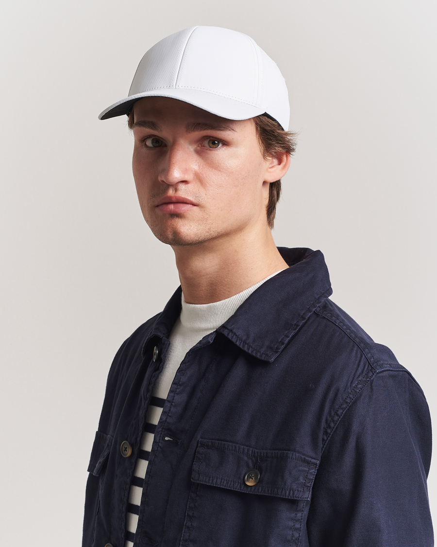 Mies | Päähineet | Varsity Headwear | Active Tech Cap White