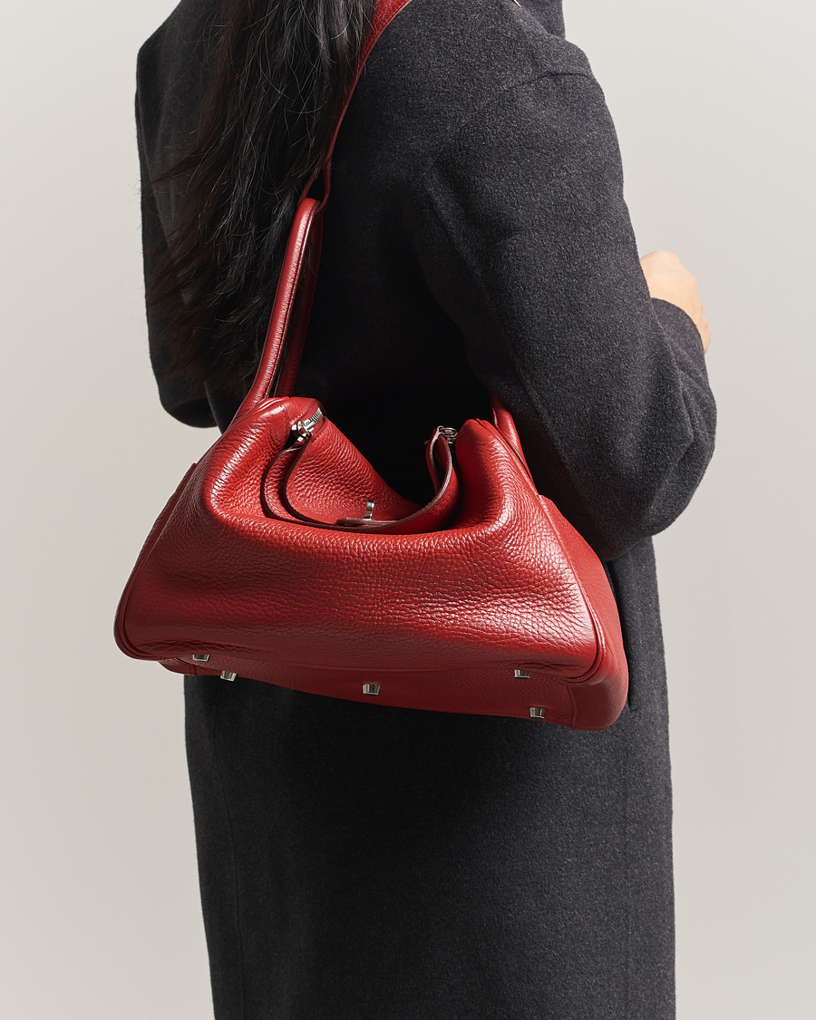 Mies | Pre-Owned & Vintage Bags | Hermès Pre-Owned | Lindy 30 Bag Taurillon Clemence Leather Red