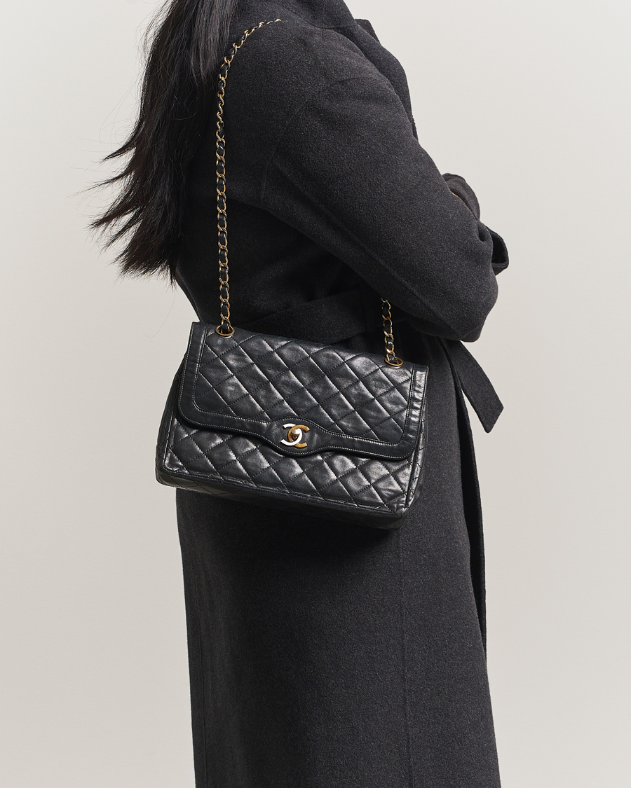 Mies | Chanel Pre-Owned Classic Medium Double Flap Bag Black | Chanel Pre-Owned | Classic Medium Double Flap Bag Black